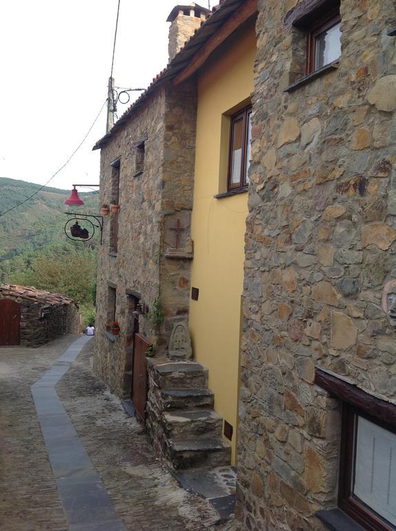 Villa Pátio do Xisto Gondramaz Esterno foto